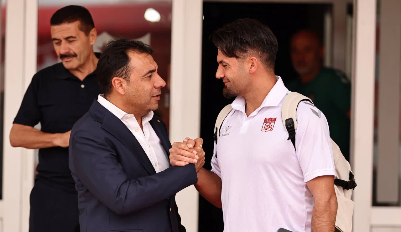 Konyaspor ile karşılaşacak Sivasspor, otobüsle geliyor! Son idman Konya'da