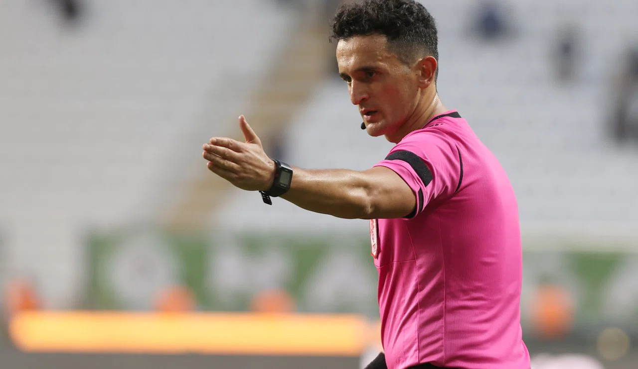 Kritik Konyaspor - Eyüpspor maçının hakemi açıklandı! İşte haftanın hakemleri