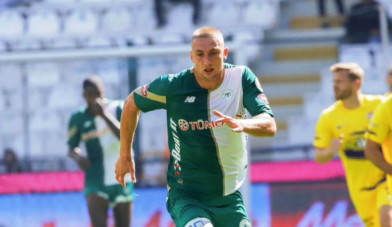 Konyaspor'un Sloven golcüsü ülkesinde açıkladı! Temmuz ayında neden transfer gerçekleşmedi?
