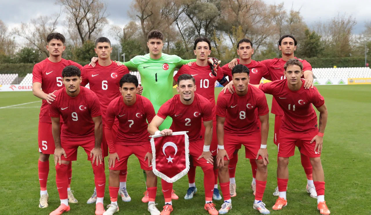 Konyasporlu kaleci, 4 golle yıkıldı