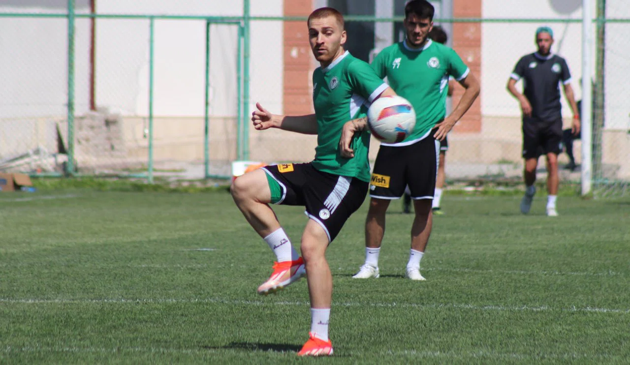 1922 Konyaspor’da Çağdaş Şendur, forma şansı bekliyor