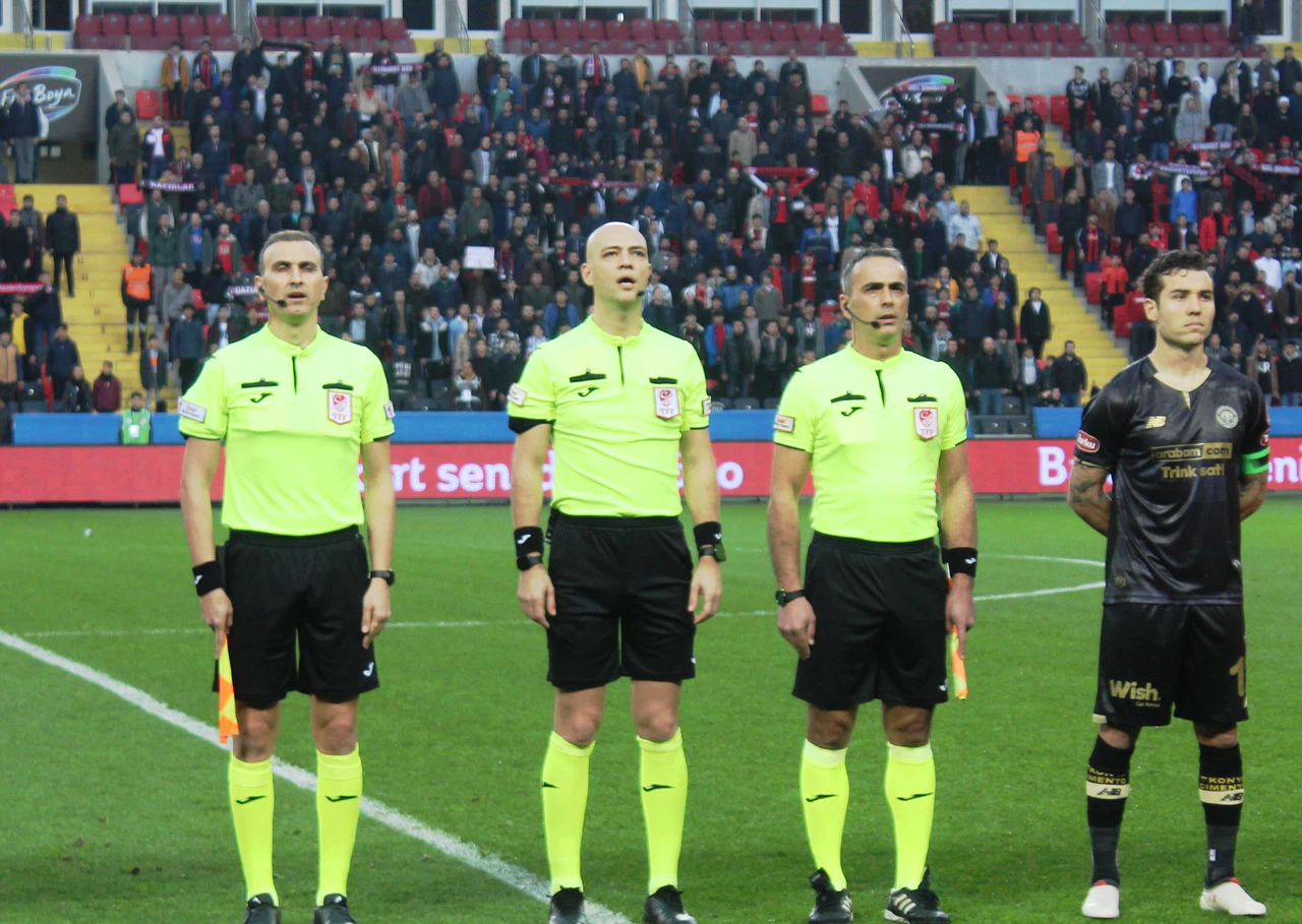 Elazığ FK - Konyaspor maçının hakemi açıklandı