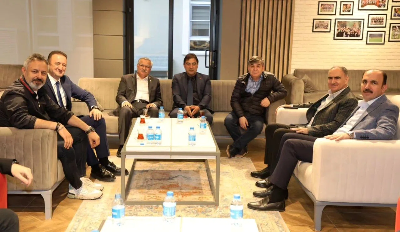 Konyaspor'da gözler bu toplantıda! Kritik zirveye herkes katılacak