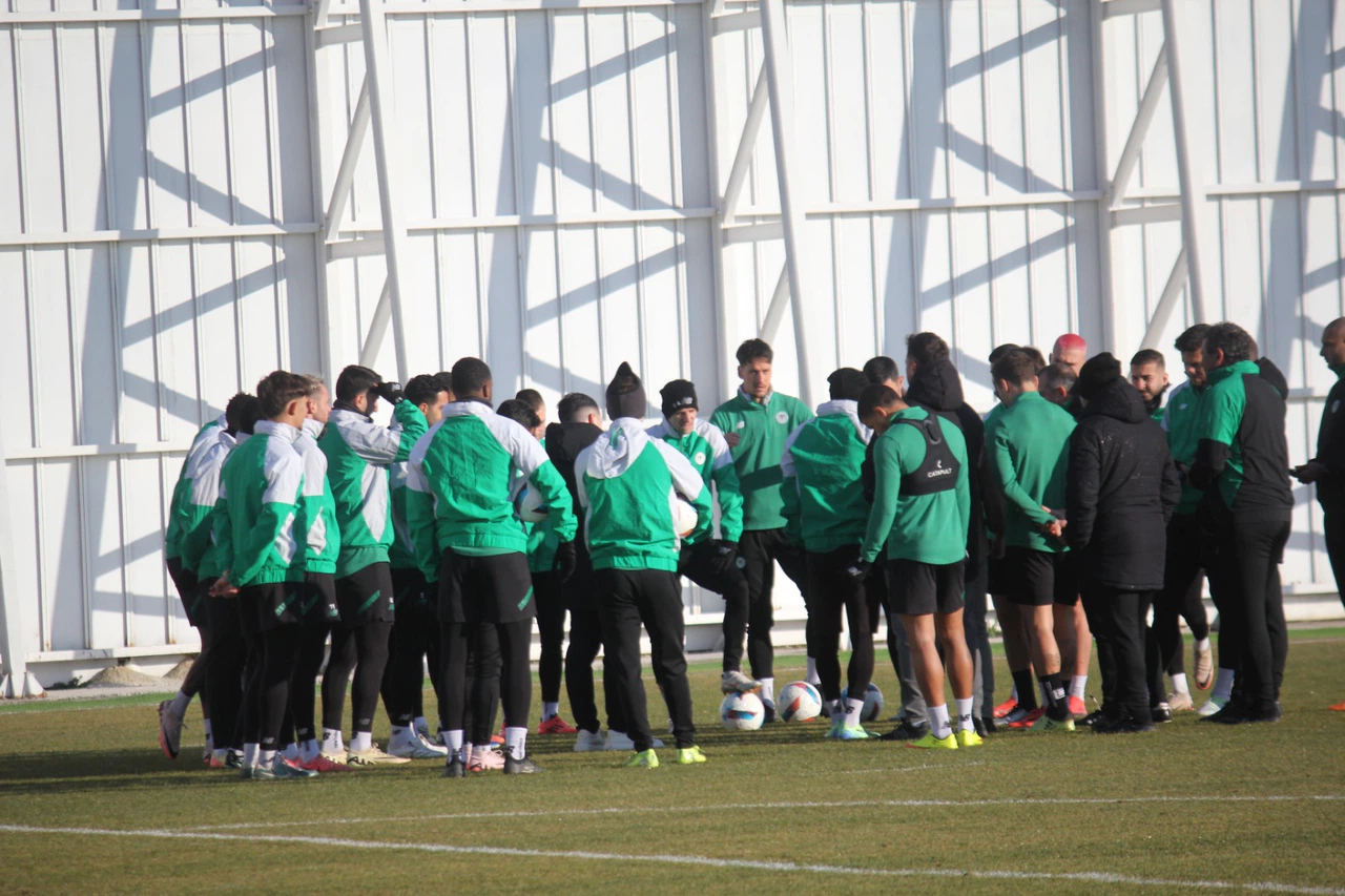 Kupada moral bulan Konyaspor, gözünü zorlu Fenerbahçe maçına çevirdi