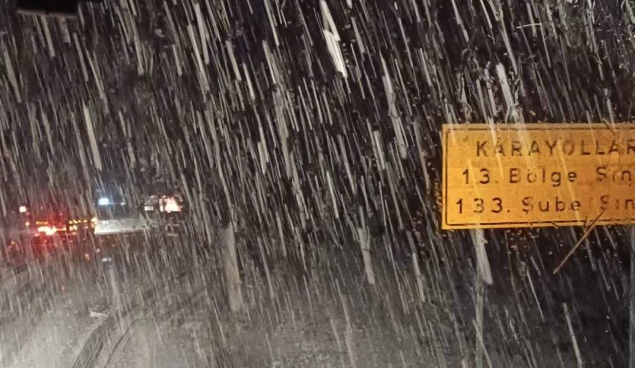 Alacabel’de kar başladı! Kar kaç santimetreye ulaştı?