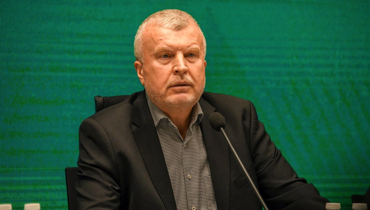 Ahmet Şan'dan Konyaspor için açıklama geldi! Konyaspor yeniden ayağa kalkacaktır