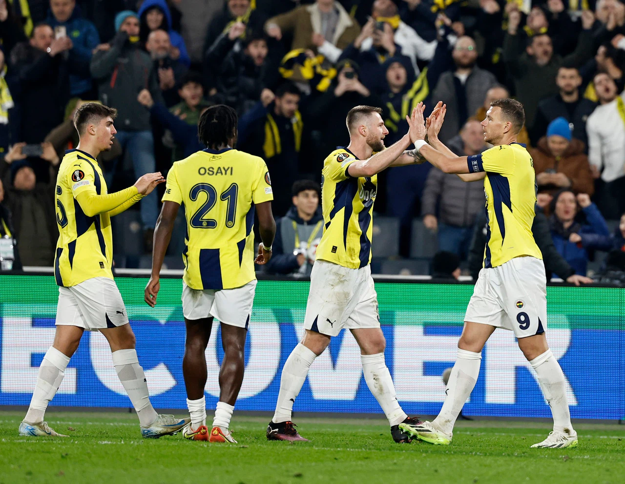 Fenerbahçe, Avrupa'da turun kapısını sonuna kadar açtı! Çok büyük avantaj