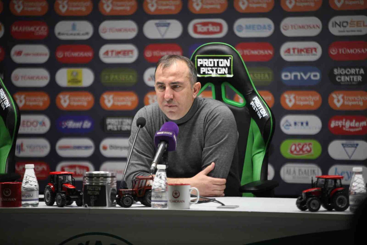 Konyaspor'da Recep Uçar istifa edecek mi? Ayrılık için net konuştu