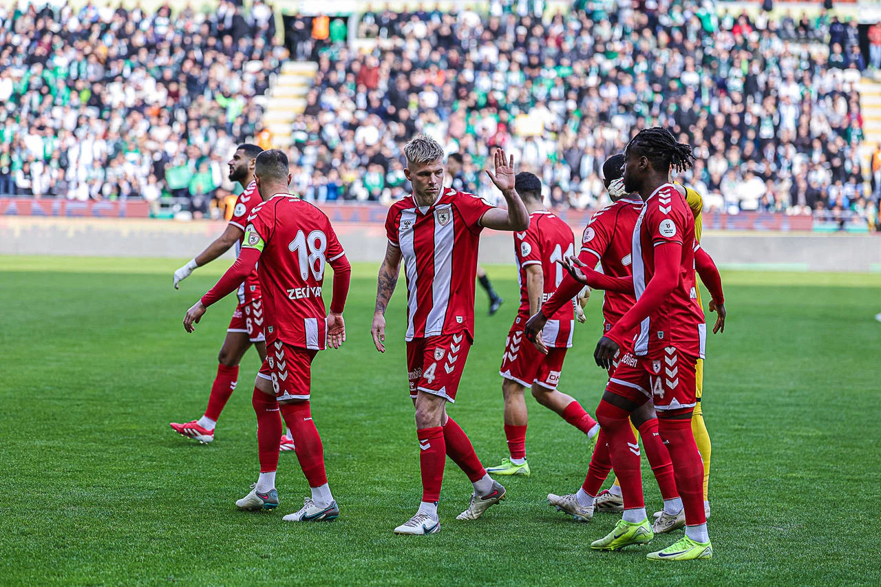 Samsunspor'dan Konyaspor galibiyeti sonrası Avrupa sözleri