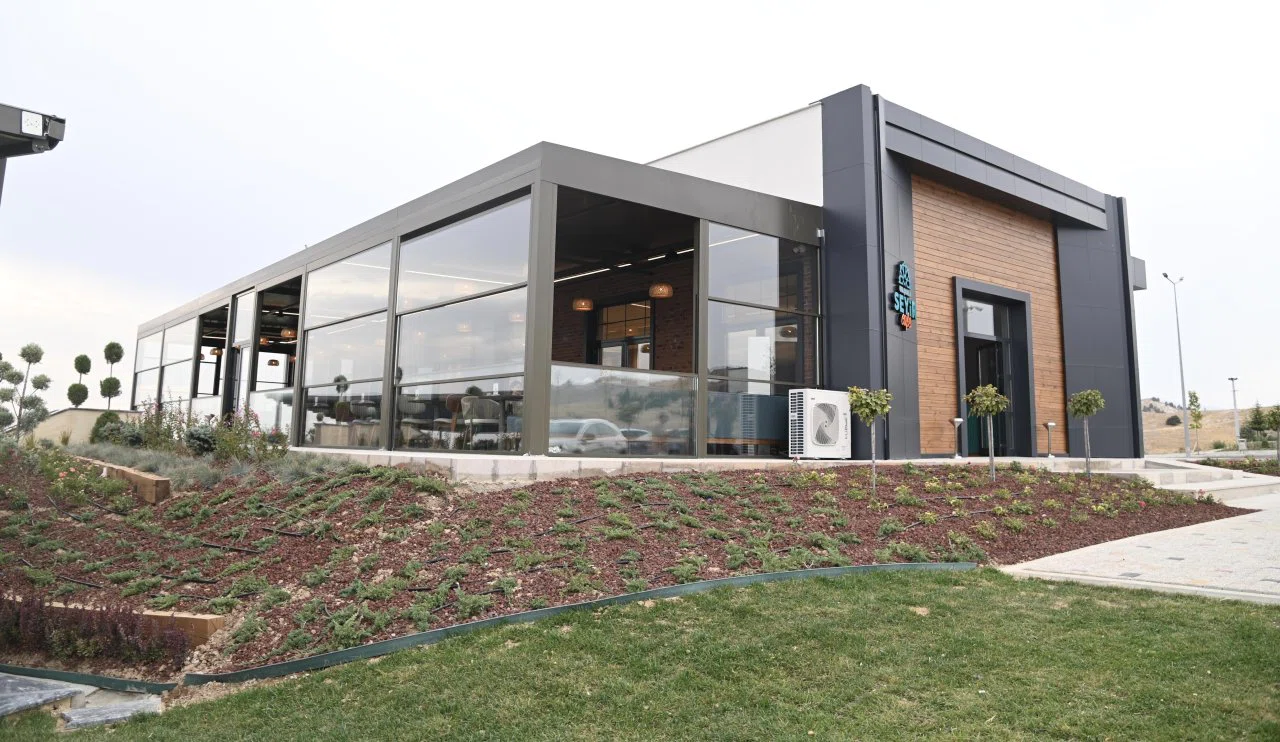 Konya manzaralı iftar menüsü 399 TL, çay ise sadece 5 TL!