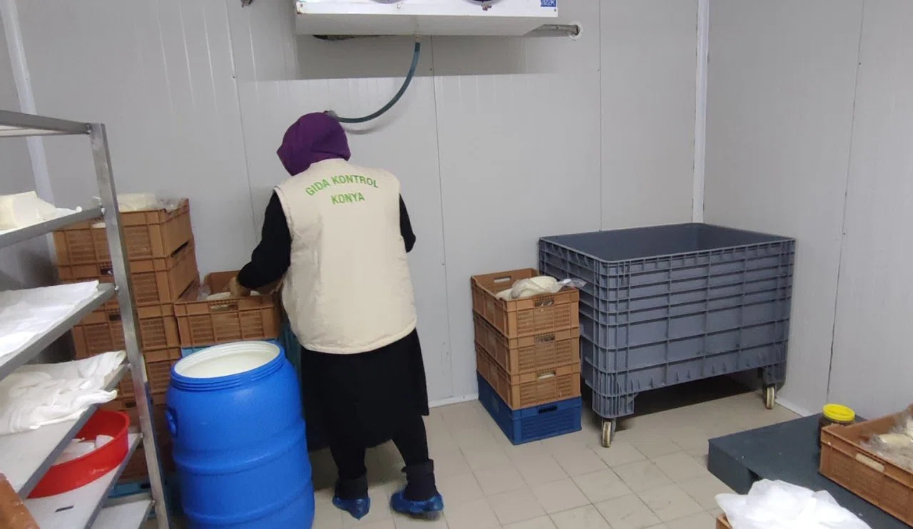 Konya'da gıda güvenliği böyle sağlanıyor! İnce eleyip sık dokuyorlar