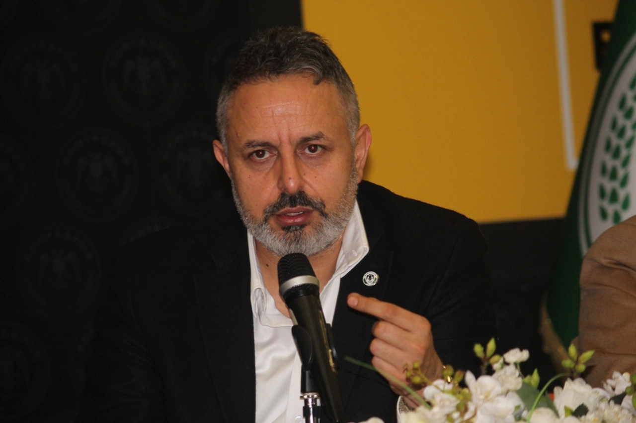 Konyaspor’da yönetim ve taraftarın arasında sorun var mı? Başkan Ömer Korkmaz cevapladı