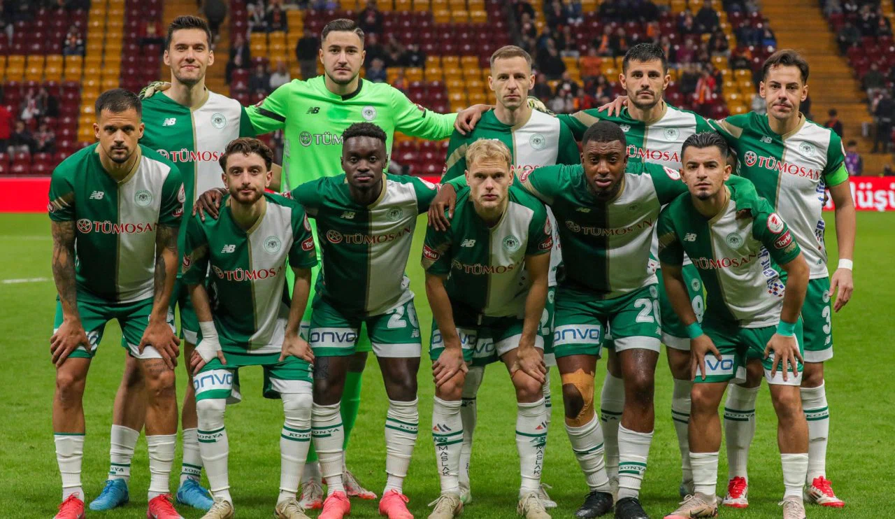 Konyaspor ve Galatasaray'dan büyük rotasyon