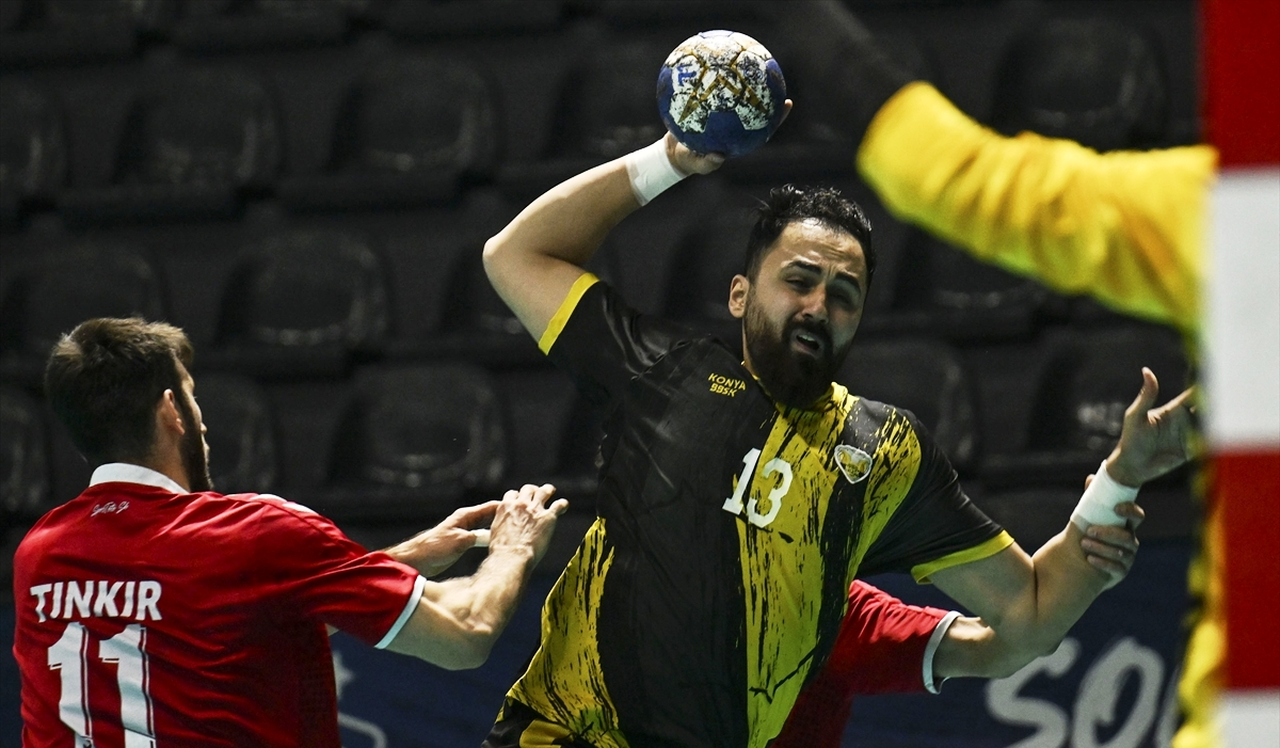 Konya Büyükşehir, koçu vefat eden ve üzüntülü günler yaşayan rakibini ağırlıyor