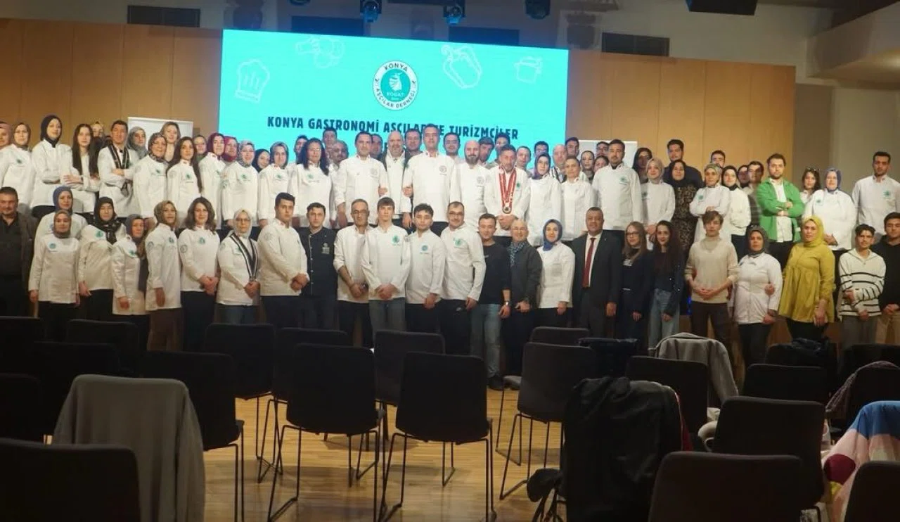 Konya Aşçılar Derneği yeni döneme merhaba dedi! Başkanlık koltuğu değişti