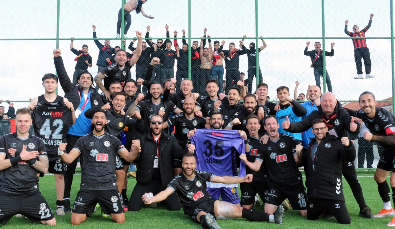 Eskişehirspor Konya’da kazandı! Zirvede tek başına kaldı
