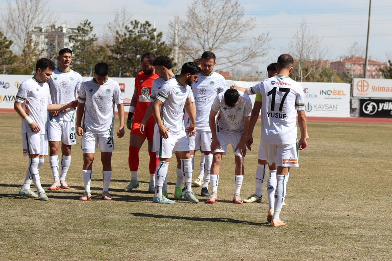 1922 Konyaspor’da iki önemli eksik