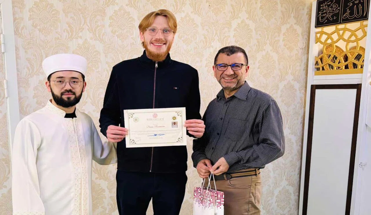 Ramazan ayında İslam'ı seçtiler: Avrupa'da Müslüman olanların sayısı artıyor