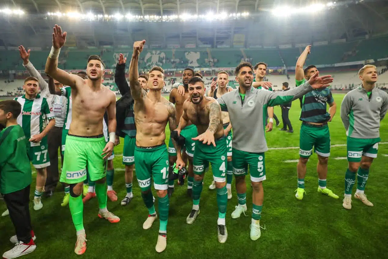 Konyasporlu oyuncu altın karmada