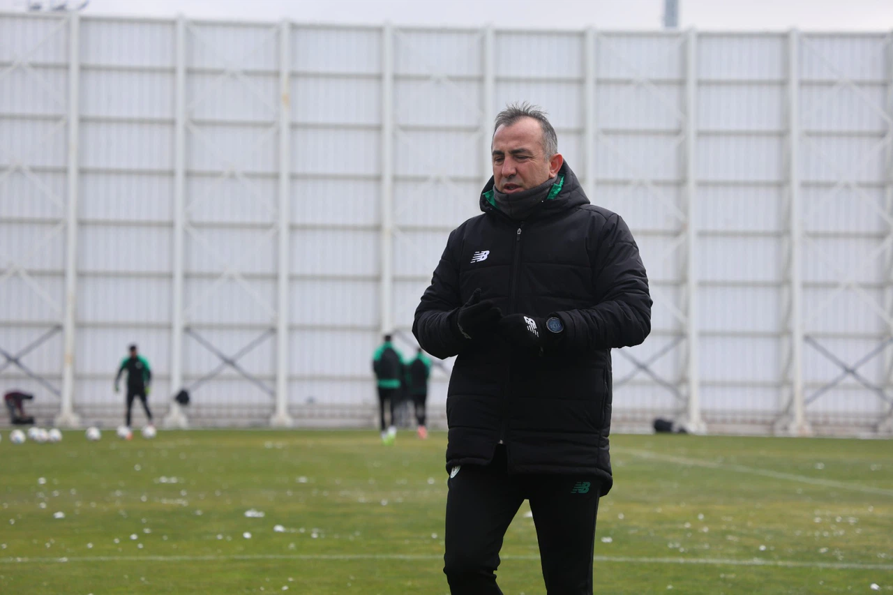 Konyaspor'da Recep Uçar, ligde kalma yolundaki avantaja vurgu yaptı