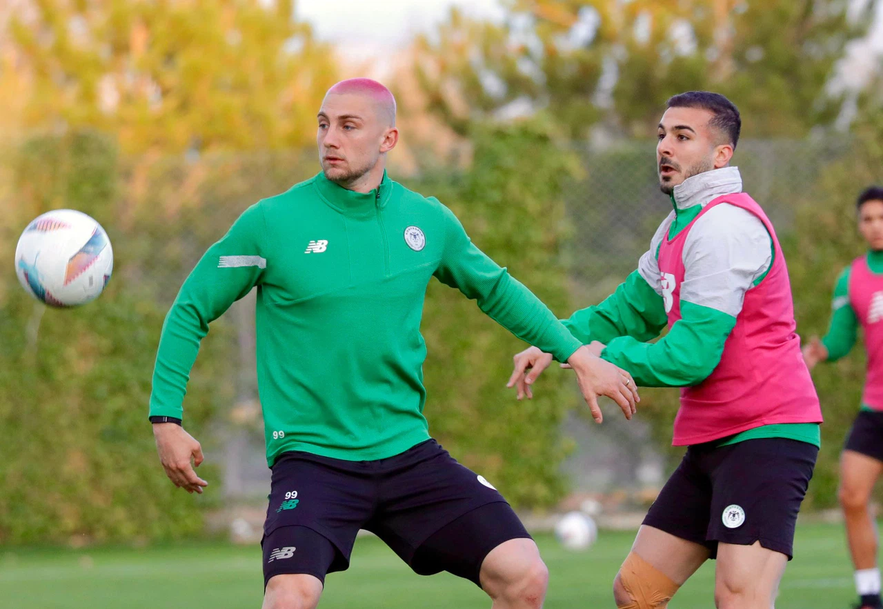 Konyaspor, İskenderunspor maçının mesaisine başladı