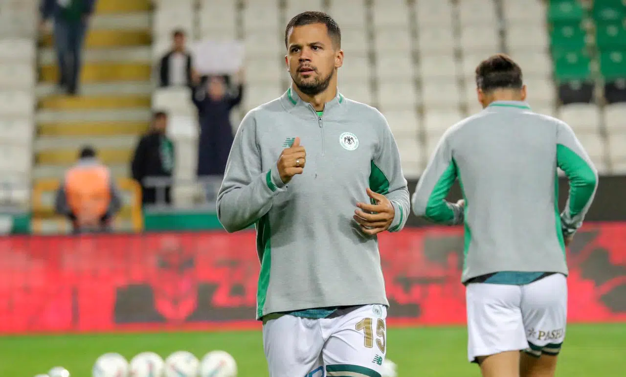 Konyaspor'da iki oyuncu sakatlık yaşadı! Başkan Korkmaz durumlarını açıkladı