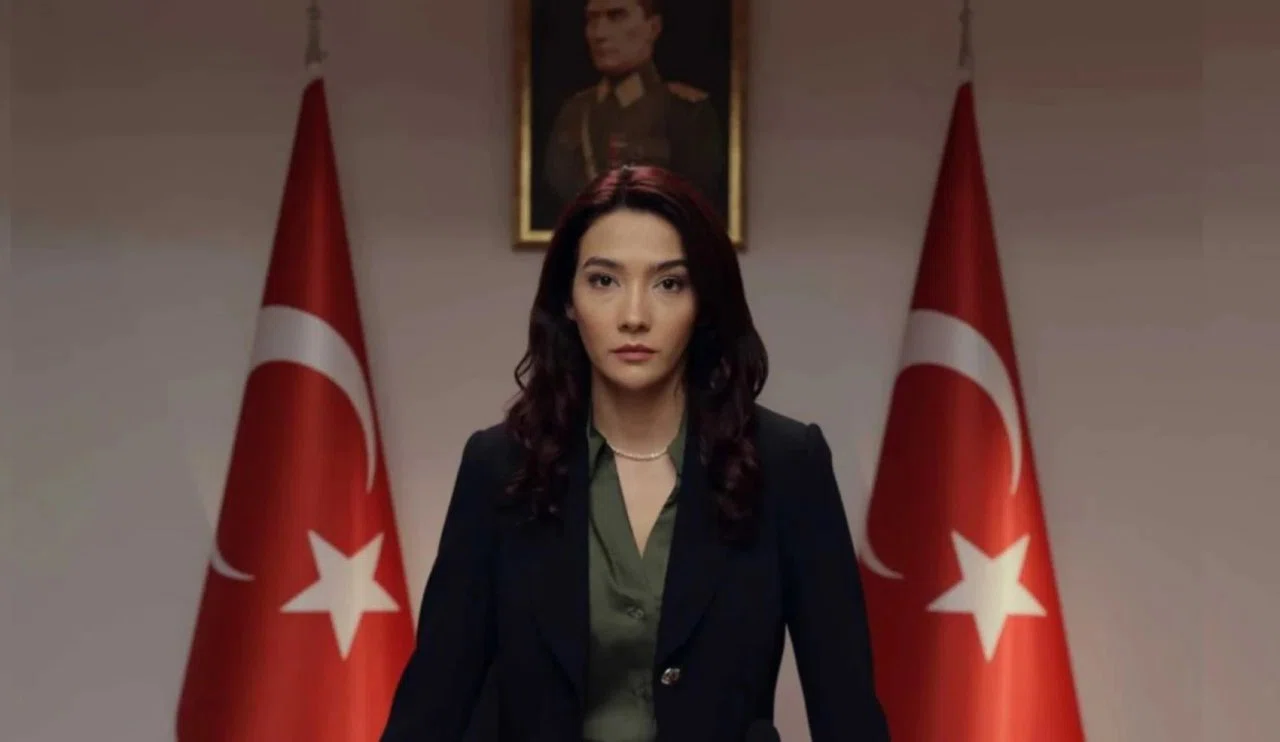 Aybüke Pusat'ın boykot çağrısını destekledi: TRT'deki dizisi kaldırıldı