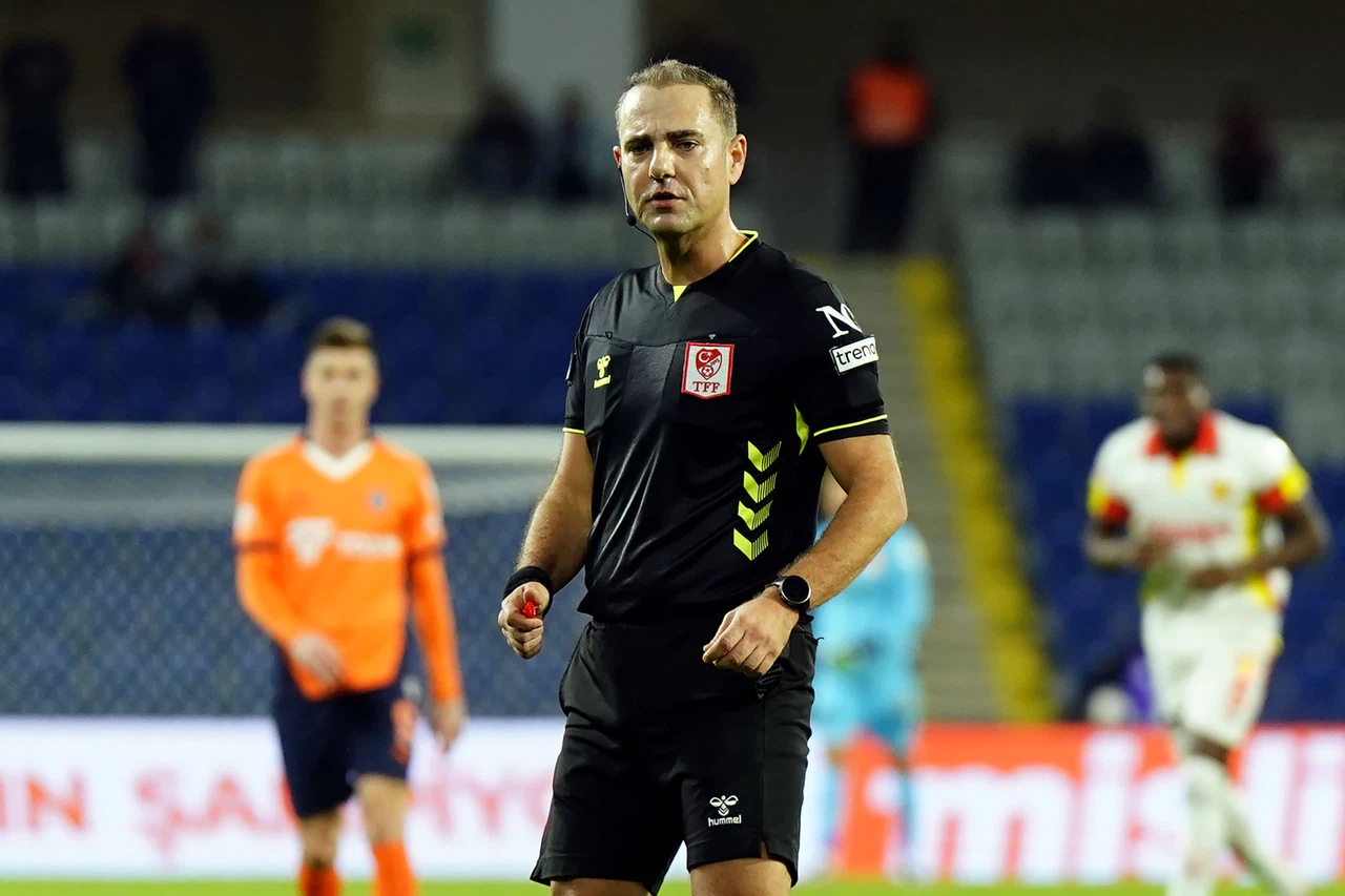 Başakşehir - Konyaspor maçının hakemi açıklandı! Tartışmalı maçı yönetmişti