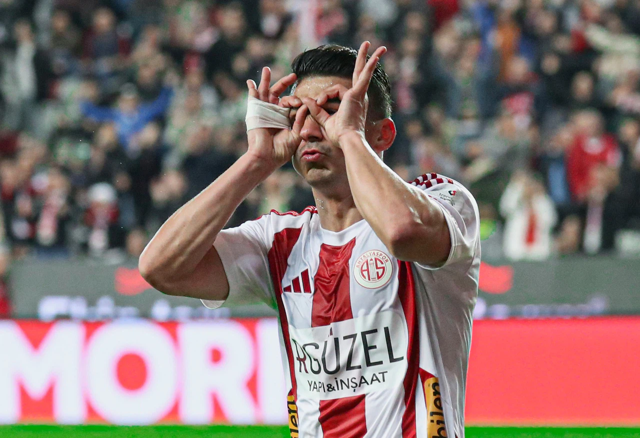 Konyaspor'un eski oyuncusundan Antalyaspor'da başarılı performans