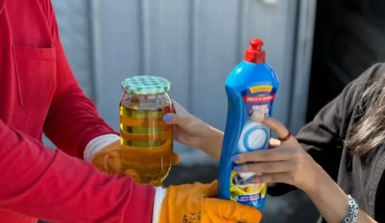 Çevreye katkı! Atık yağ getirene bulaşık deterjanı hediye