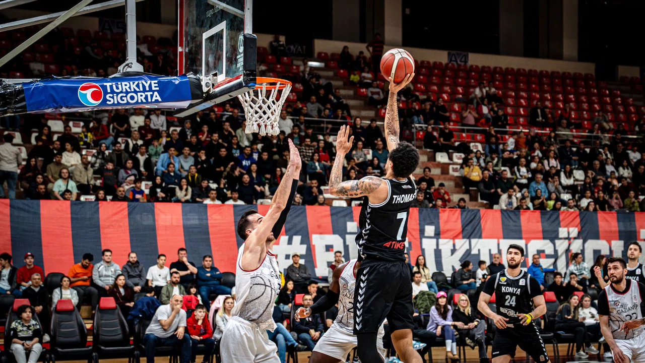 Konya BBSK'da ince hesaplar! İşte play-off'a giden yol