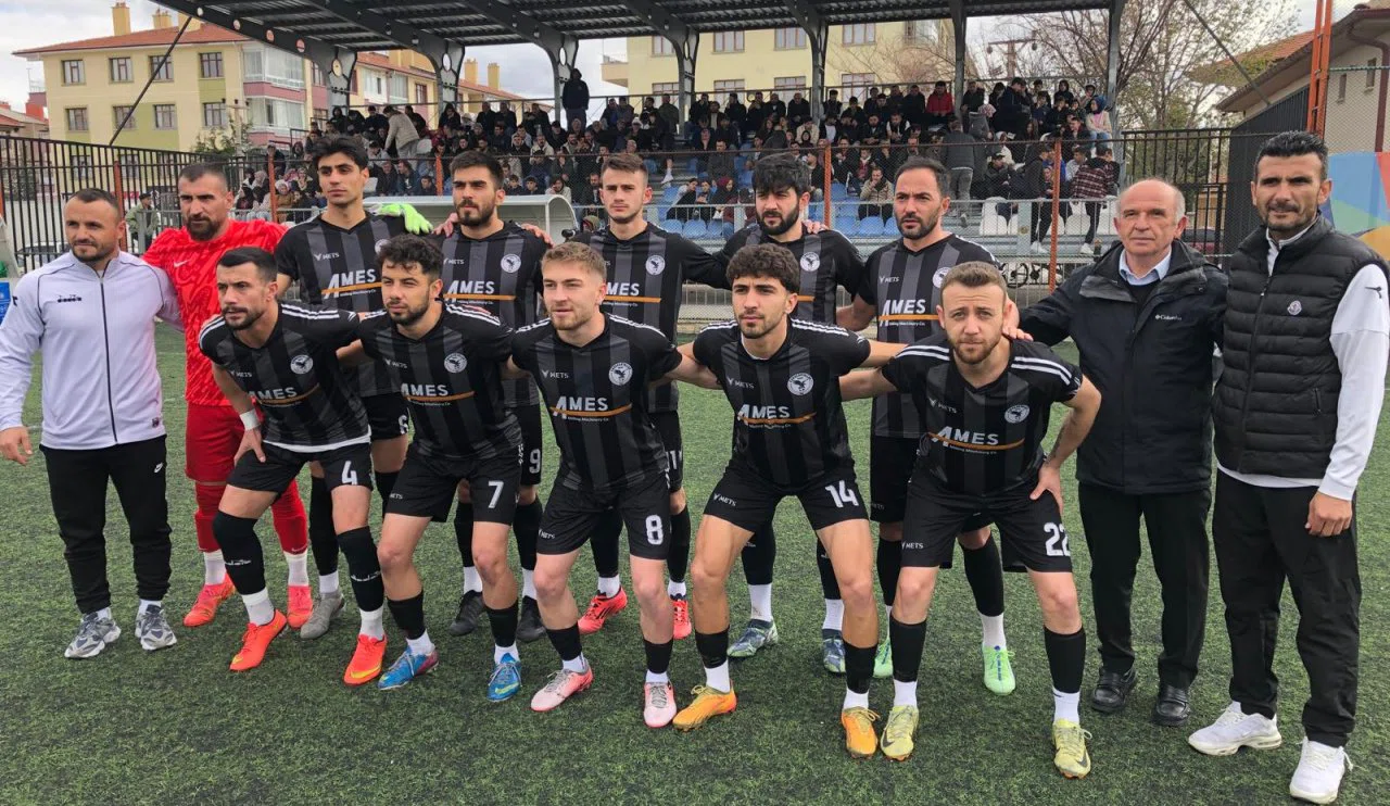 Meram Karakartallar harakiri yaptı