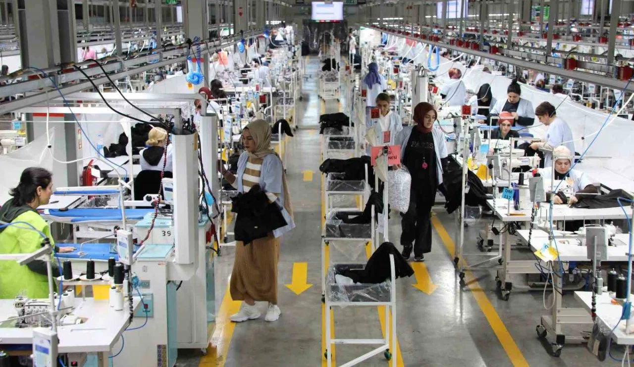 Hizmet üretim endeksi şubatta yıllık yüzde 1,2 arttı