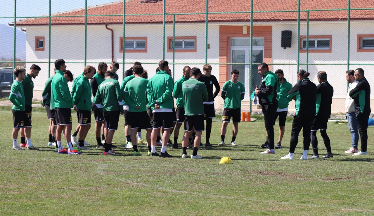 1922 Konyaspor, evindeki son maça hazırlanıyor