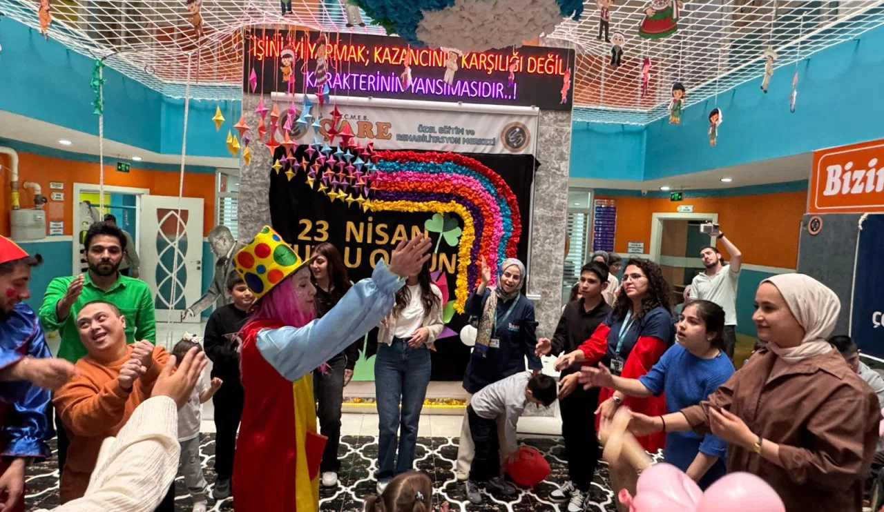 Çare'de 23 Nisan kutlamaları gönülleri fethetti