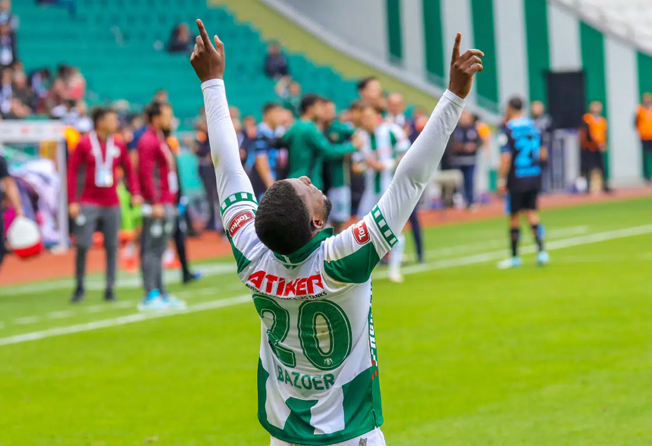 Konyaspor’da yıllar sonra gol atan Bazoer, yaşadığı duyguları açıkladı