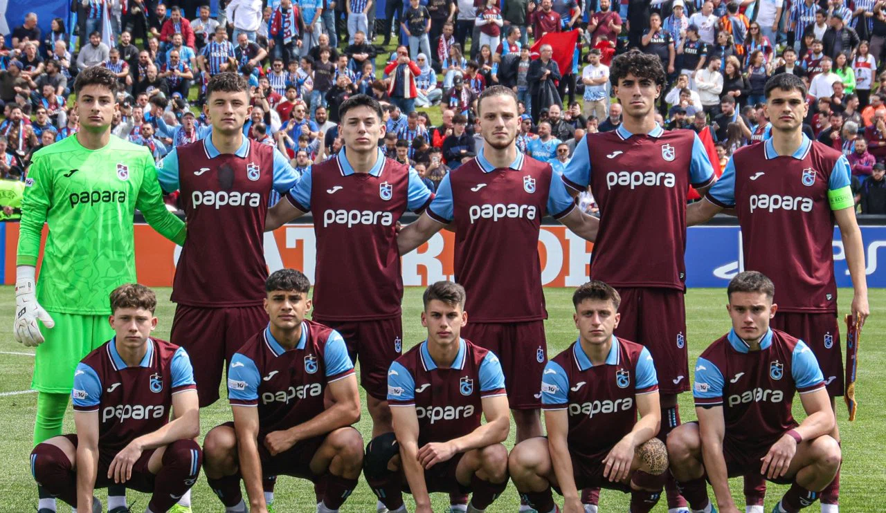 Trabzonspor, finalde Barcelona'ya farklı mağlup! Teşekkürler çocuklar