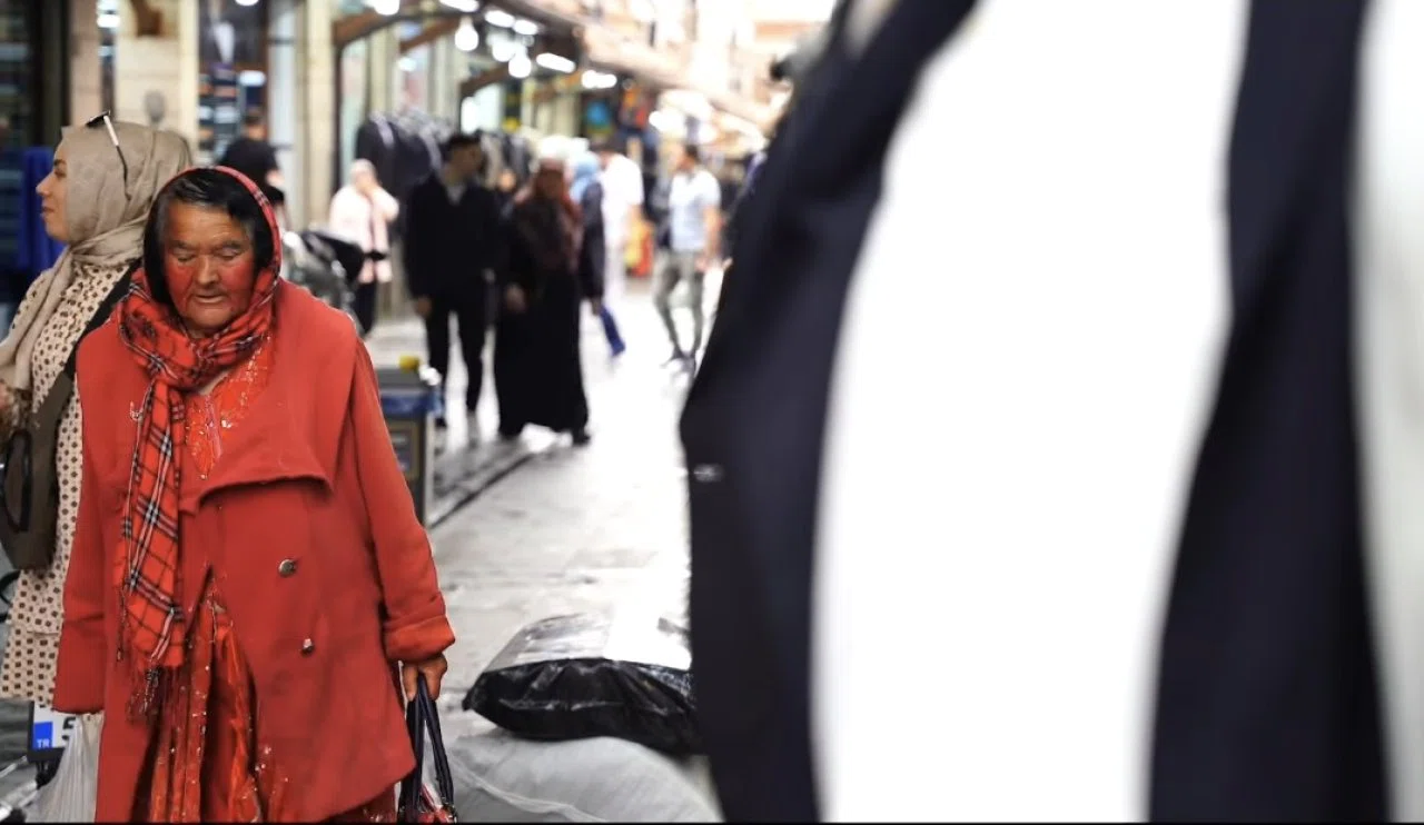 ÖZEL- Konya Bu Sürprizi Konuşuyor! Kırmızılı Kadına Öyle Bir Jest Yapıldı Ki