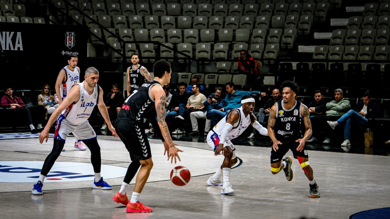 Konya Büyükşehir, yarı final için parkede! Konya şehri kenetlendi