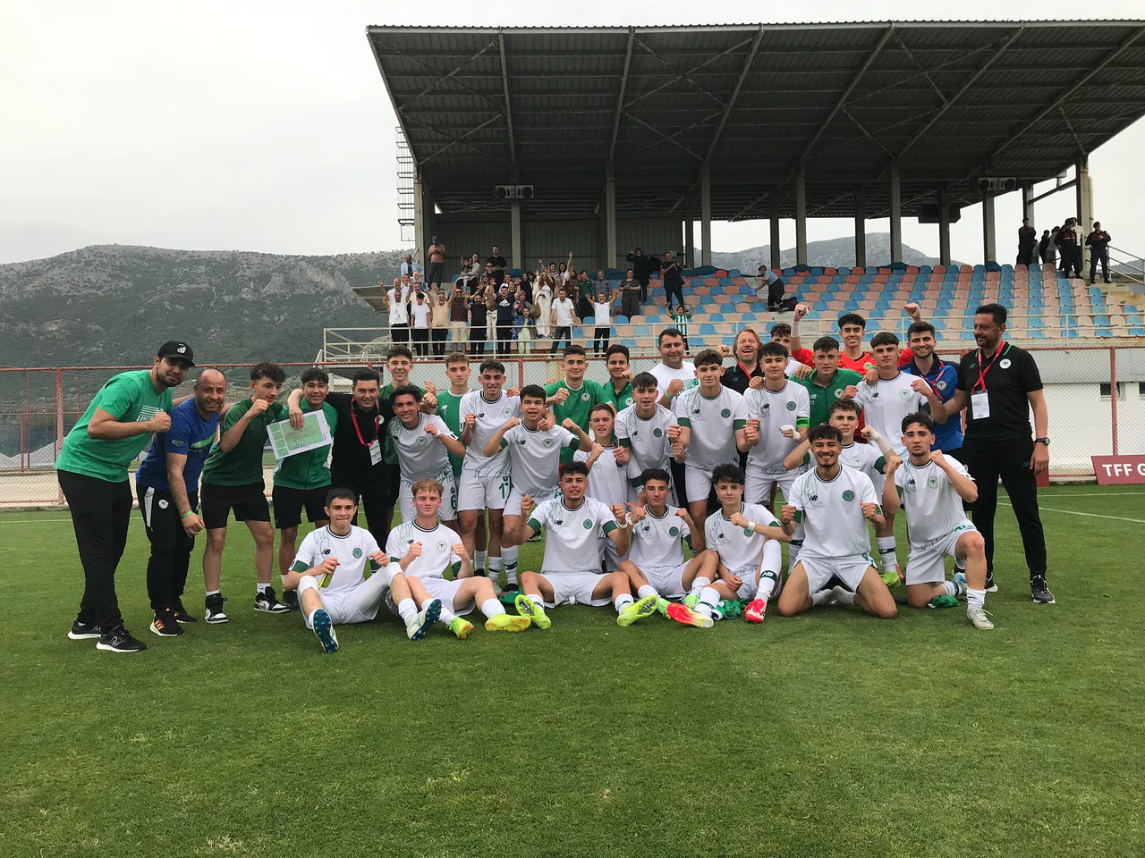 Konyaspor şampiyonluğa koşuyor