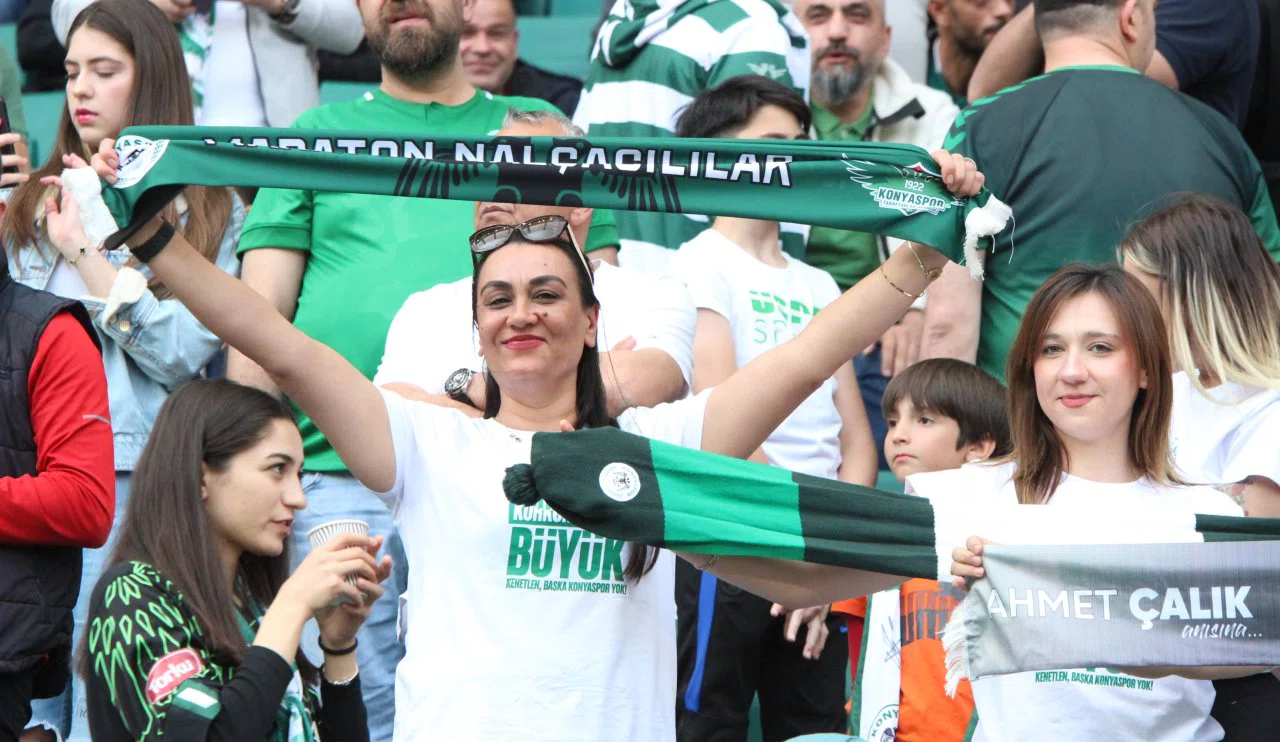 Konyaspor'dan kadın taraftarlara büyük jest