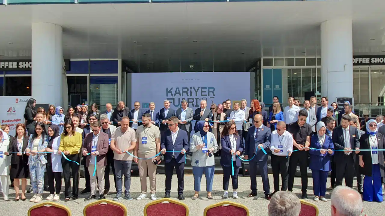 KARİYER FUARI’25'e Konya Çalışma ve İş Kurumu İl Müdürlüğü'de katıldı