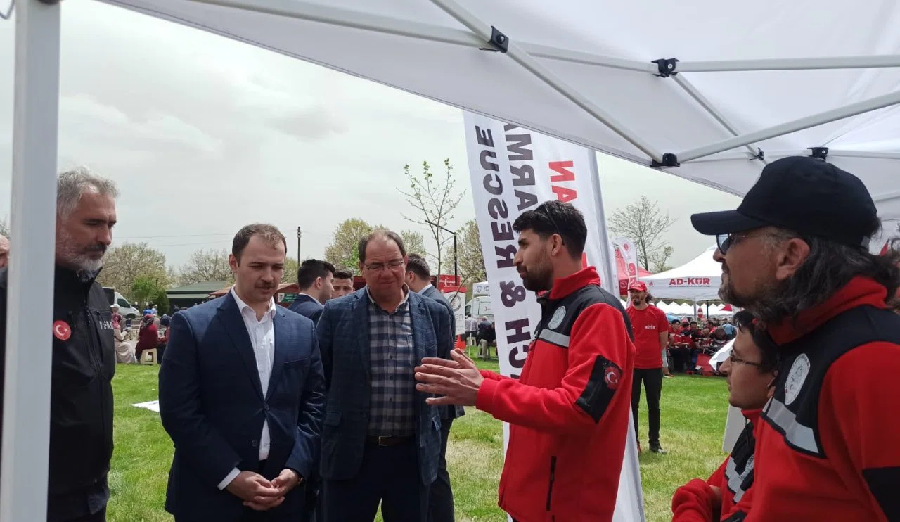 CAN-KURT, Arama ve Kurtarma Kampında Göz Doldurdu