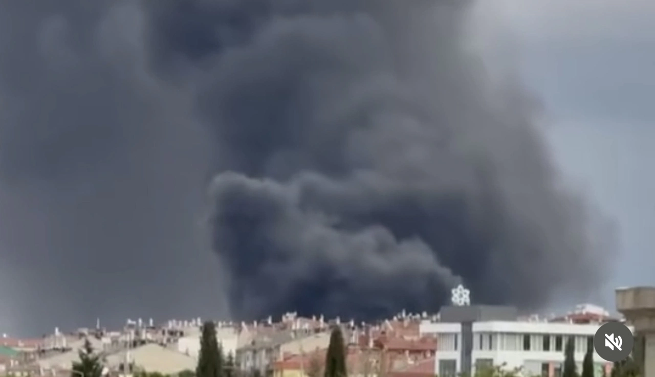 Konya’da dev yangın! Göz gözü görmüyor