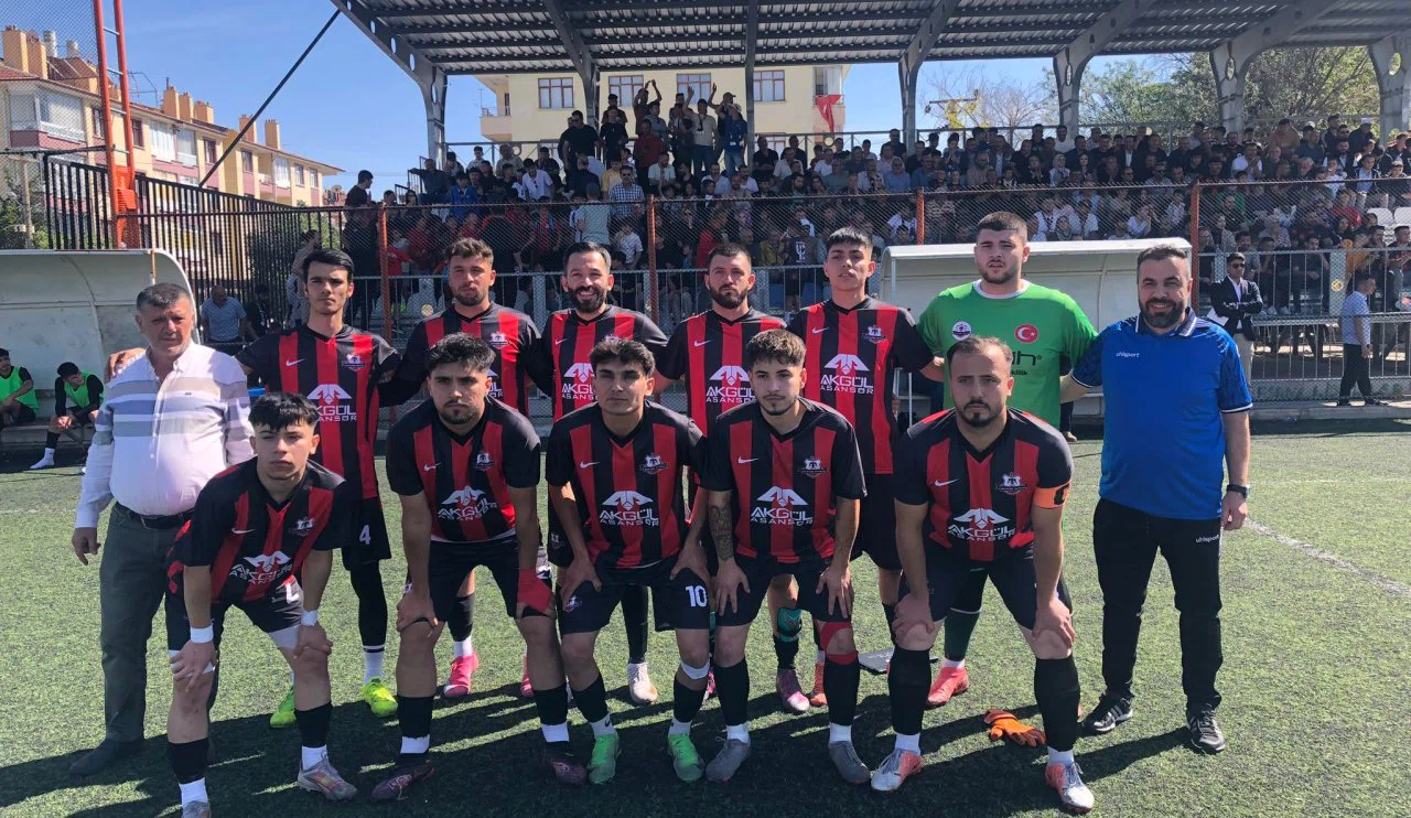 Final niteliği taşıyan karşılaşmayı kazanmayı bildiler: Akkisespor Avantajı Kaptı 0-2