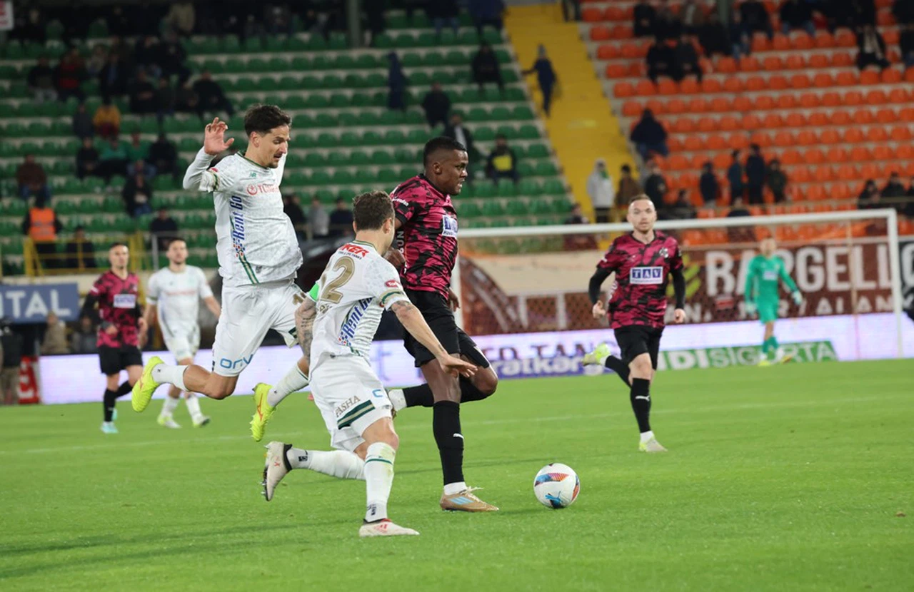 Konyaspor - Alanyaspor maçının tarihi açıklandı! İşte 37. hafta programı