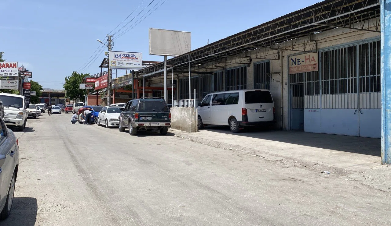 Konya’da Sanayi Sitesinde İlginç Olay! Görüntüler Kameraya Yansıdı