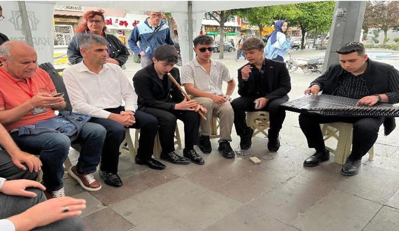 Dünya Görmeyenler Derneği'nden İstanbul’un Fethi Programı