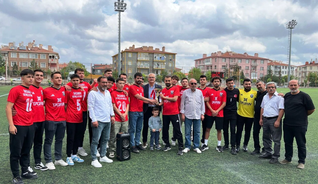İhsaniye Gençlerbirliği 1. Amatör Küme’de!