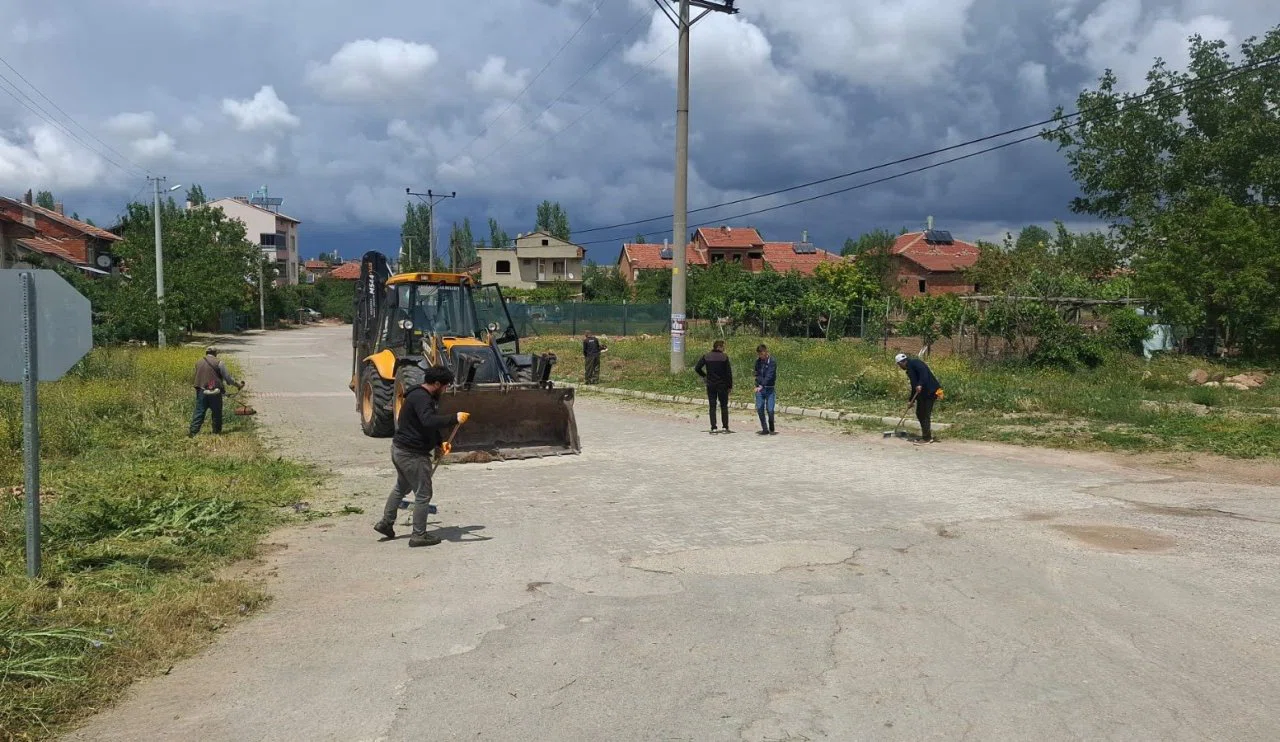 Doğanhisar’da Bayram Öncesi 24 Mahallede Yoğun Çalışma